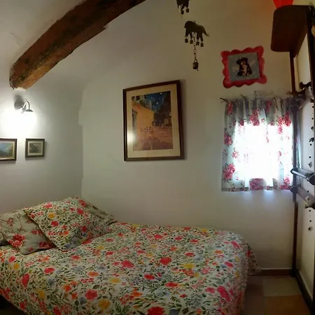 Apartamento El Jardin De Los Poetas