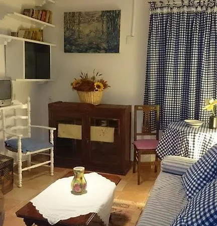 Apartamento El Jardin De Los Poetas